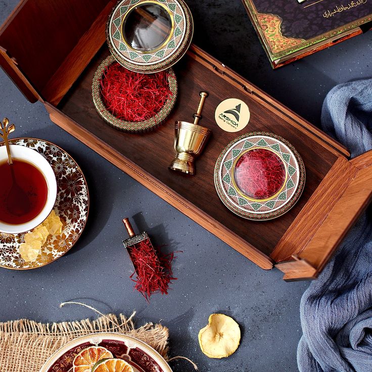 Saffron Gift Set